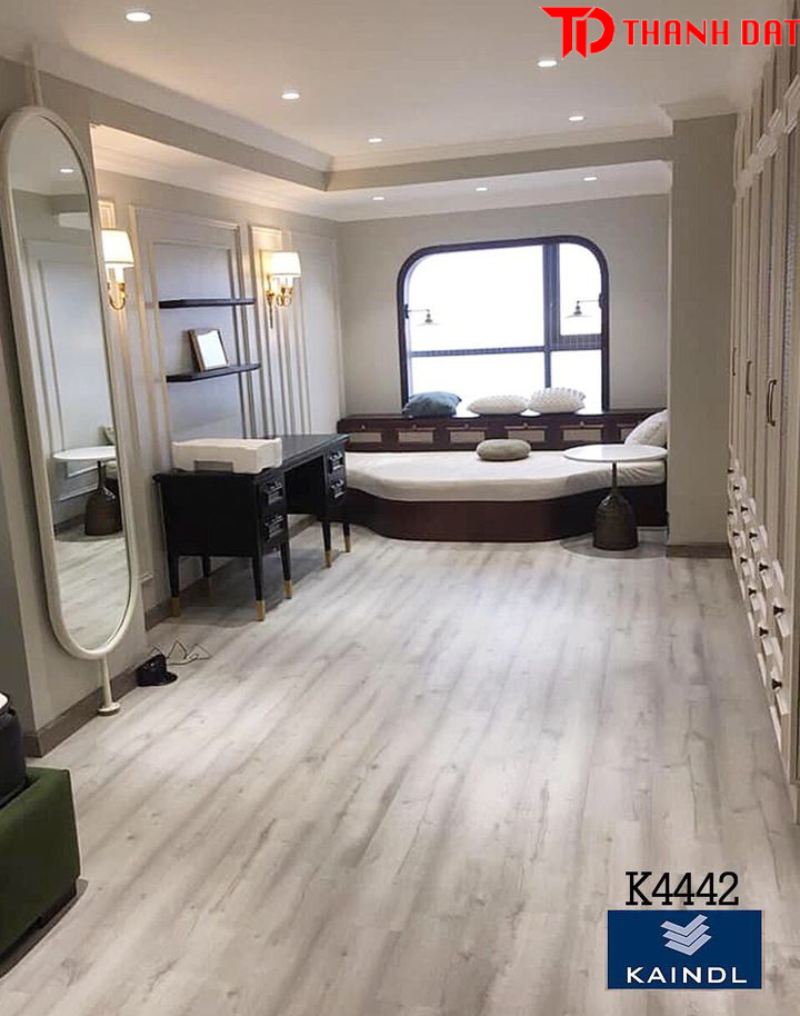 Công trình sàn gỗ Áo mã màu K4442